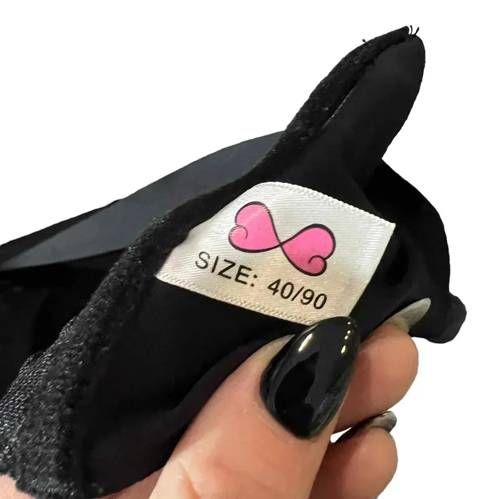 Smooth Black Front-Closure Support Bra with Padded Cups - Picture 3 of 4